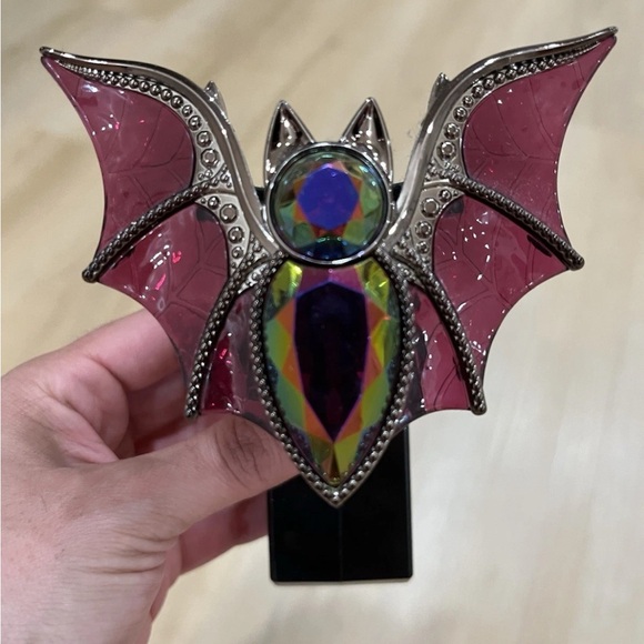 Pink and Silver Bat Wing Brooch - Picture 1 of 1